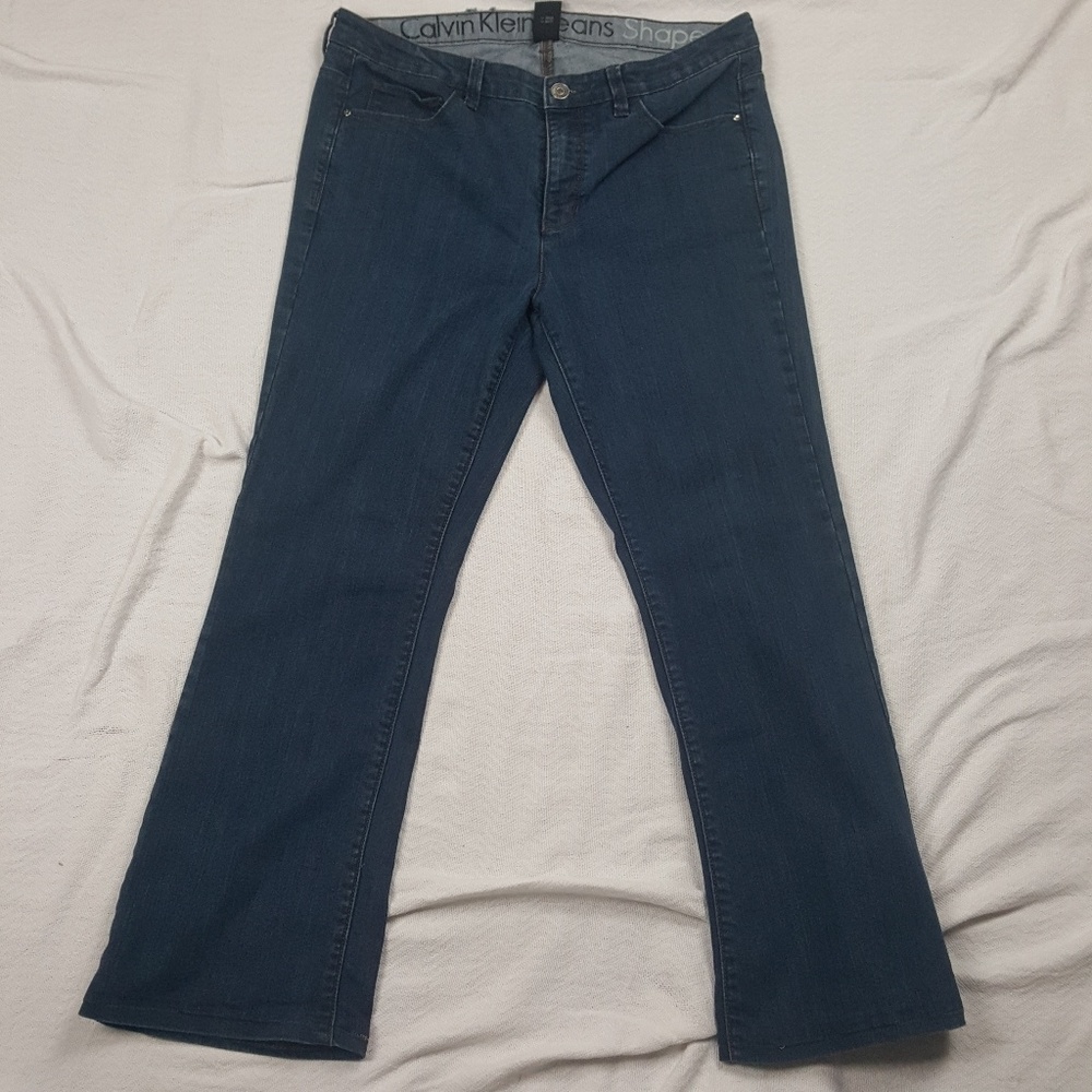 Calvin Klein jeans shape